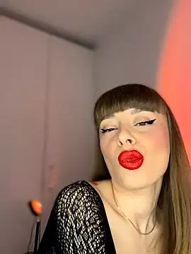 Snapshot of BabyBee_ chatting on November 2025 09:25:02 PM BabyBee online show from November 2025 09:25:02 PM