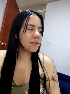 Snapshot of valen-sexx chatting on November 2025 03:28:02 AM valen-sexx online show from November 2025 03:28:02 AM