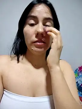 Snapshot of valen-sexx chatting on November 2025 04:00:02 AM valen-sexx online show from November 2025 04:00:02 AM