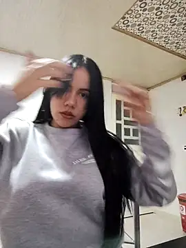 Snapshot of valen-sexx chatting on November 2025 10:46:01 PM valen-sexx online show from November 2025 10:46:01 PM