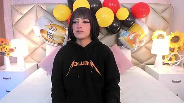 Adara  carter  online show from September 2025 12:54:01 PM