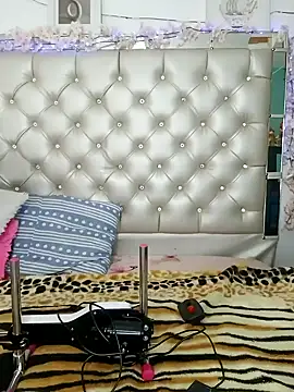 ZARAY 1118 online show from February 2026 01:24:02 AM