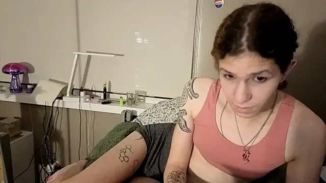 cuddlyavenue online show from November 2025 02:26:01 AM