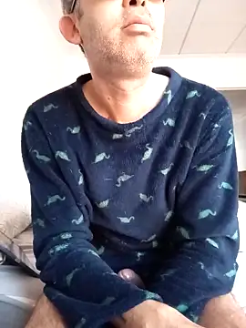 EmilioTaladdro online show from February 2026 07:04:01 AM