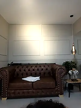 ArielBlossom    online show from December 2025 11:04:01 AM