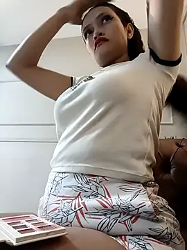 ArielBlossom    online show from December 2025 11:03:02 AM