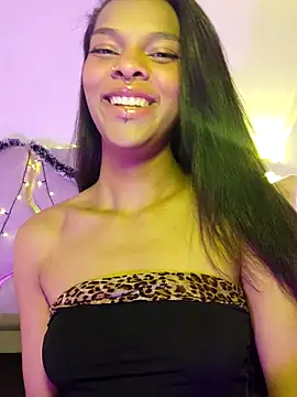 Miagates tay online show from December 2025 04:06:02 AM