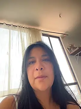 IrisDuvall online show from April 2026 05:43:01 PM