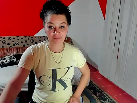 Snapshot of Soffy_Skye chatting on November 2025 04:36:02 AM Soffy Skye online show from November 2025 04:36:02 AM