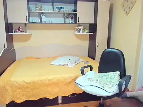 Soffy Skye online show from February 2026 06:40:02 AM