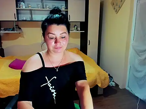 Soffy Skye online show from June 2026 05:02:01 AM