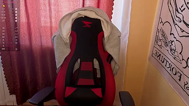 Snapshot of KrisNeal chatting on October 2025 10:35:02 AM KrisNeal online show from October 2025 10:35:02 AM