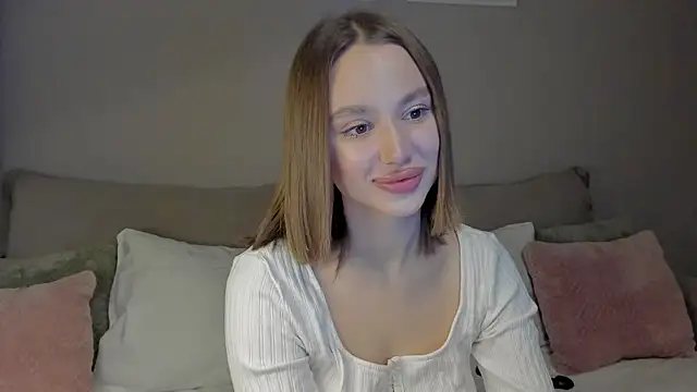 Snapshot of Stefa_Evans chatting on November 2025 09:15:01 PM Stefa Evans online show from November 2025 09:15:01 PM