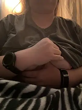 Snapshot of lindamarie_ chatting on September 2025 04:07:01 PM lindamarie online show from September 2025 04:07:01 PM