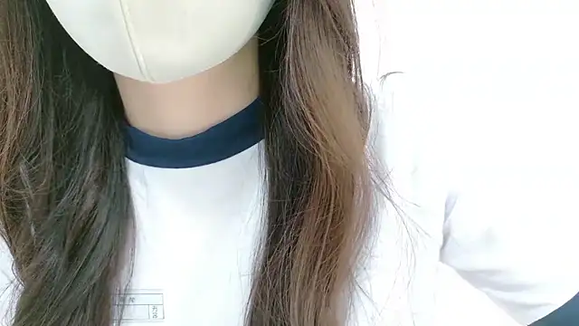  Mia land  online show from October 2025 01:04:02 PM