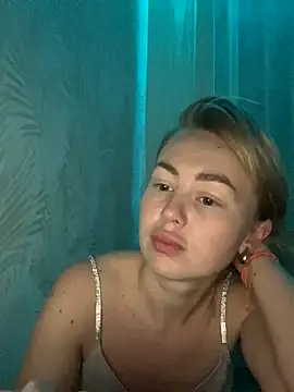 MartaLuna  online show from November 2025 07:15:02 PM