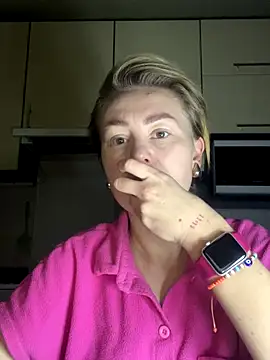 MartaLuna  online show from November 2025 08:45:01 PM