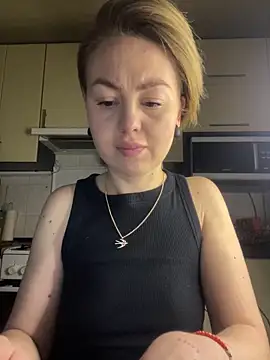 MartaLuna  online show from February 2026 03:31:01 PM