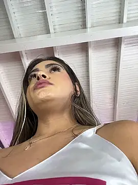 MayaMoanXXX online show from November 2025 01:23:02 PM