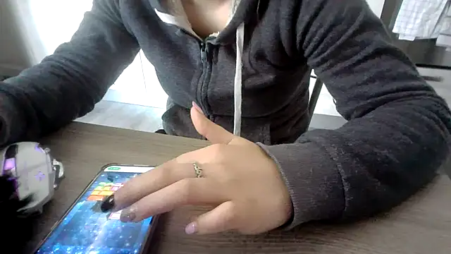 Snapshot of Camaleontica chatting on November 2025 08:48:02 AM Camaleontica online show from November 2025 08:48:02 AM