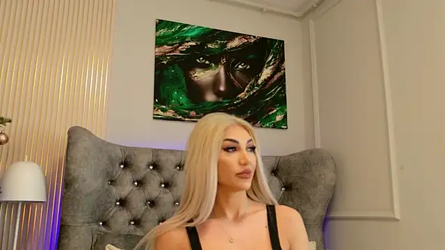 MeganXDesire online show from December 2025 05:49:01 AM