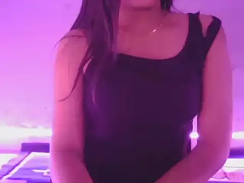 Snapshot of Moni_6969 chatting on November 2025 05:30:01 PM Moni 6969 online show from November 2025 05:30:01 PM