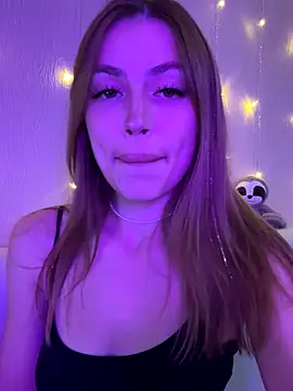 Snapshot of Elizabeth_Tay chatting on October 2025 06:08:01 PM Elizabeth Tay online show from October 2025 06:08:01 PM