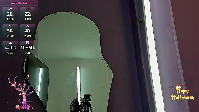 Snapshot of miajhonsonx chatting on October 2025 01:14:01 PM miajhonsonx online show from October 2025 01:14:01 PM