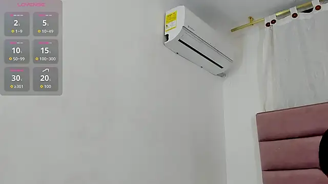 Snapshot of miajhonsonx chatting on January 2026 02:42:02 PM miajhonsonx online show from January 2026 02:42:02 PM