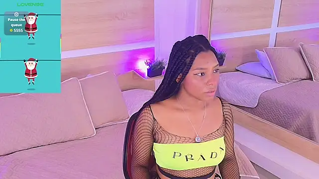 Snapshot of ValeryCortezm chatting on November 2025 12:29:02 PM ValeryCortezm online show from November 2025 12:29:02 PM