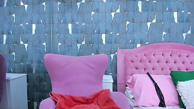 Snapshot of EvelynBun chatting on November 2025 02:29:02 PM EvelynBun online show from November 2025 02:29:02 PM