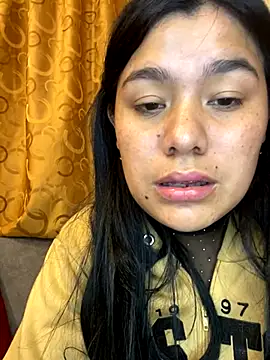 Snapshot of April_Becker chatting on October 2025 04:35:02 AM April Becker online show from October 2025 04:35:02 AM