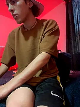 Snapshot of NaytonFreeman chatting on November 2025 11:09:02 AM NaytonFreeman online show from November 2025 11:09:02 AM