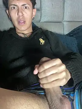 Snapshot of NaytonFreeman chatting on December 2025 11:26:02 AM NaytonFreeman online show from December 2025 11:26:02 AM