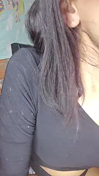 Snapshot of Lhia_ chatting on November 2025 06:08:01 PM Lhia online show from November 2025 06:08:01 PM