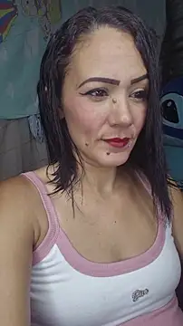 Snapshot of Lhia_ chatting on November 2025 07:05:02 PM Lhia online show from November 2025 07:05:02 PM