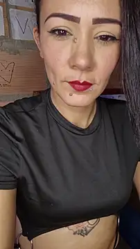 Snapshot of Lhia_ chatting on November 2025 05:16:01 PM Lhia online show from November 2025 05:16:01 PM