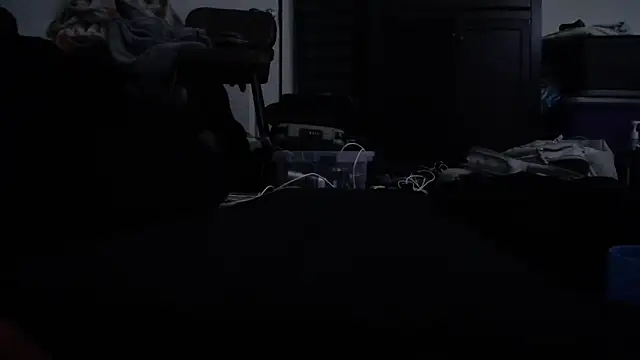 jasoncali305 online show from October 2025 05:00:01 PM