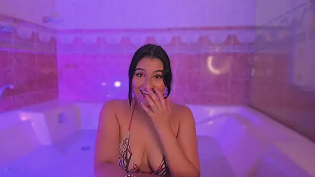 MariaFlowers online show from November 2025 07:36:02 PM