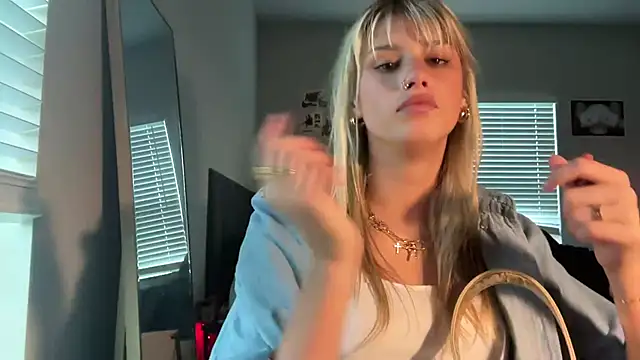 AnnGrayson online show from September 2025 08:12:02 PM