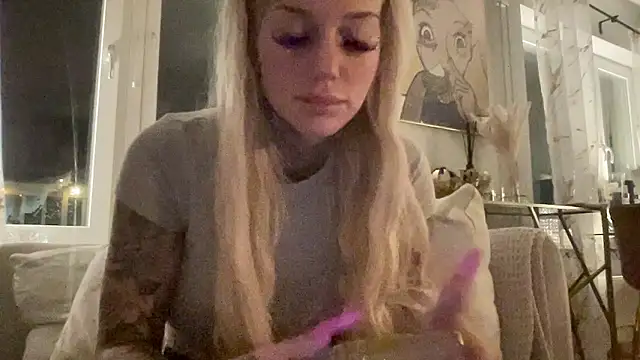 Snapshot of paulinaalatalo chatting on January 2026 07:49:02 PM paulinaalatalo online show from January 2026 07:49:02 PM