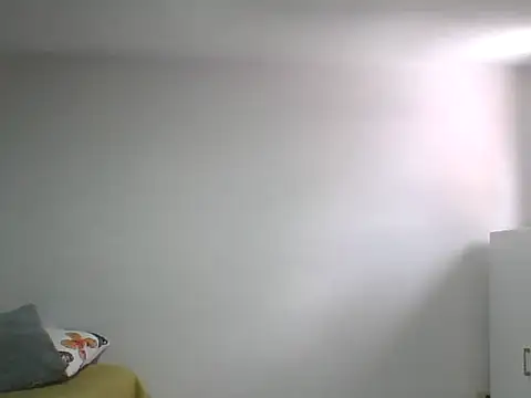 Snapshot of adri89-g chatting on November 2025 04:16:01 PM adri89-g online show from November 2025 04:16:01 PM