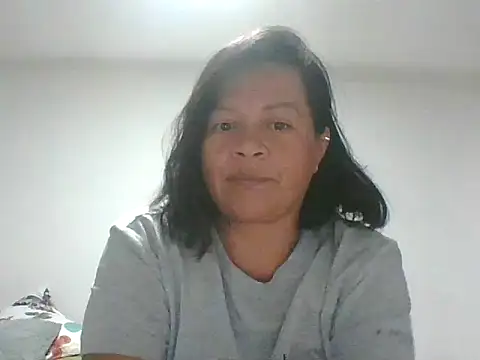 Snapshot of adri89-g chatting on November 2025 03:49:01 AM adri89-g online show from November 2025 03:49:01 AM
