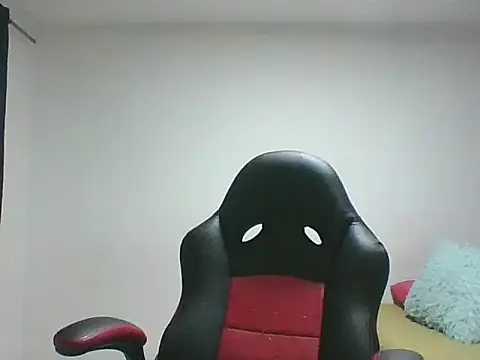 Snapshot of adri89-g chatting on November 2025 04:45:02 AM adri89-g online show from November 2025 04:45:02 AM