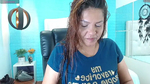 Snapshot of eva_sk chatting on December 2025 11:19:01 AM eva sk online show from December 2025 11:19:01 AM