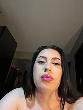 Andrestarr online show from July 2026 06:47:02 PM
