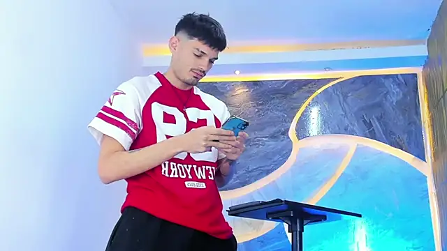 Iam Steven online show from February 2026 12:34:01 PM