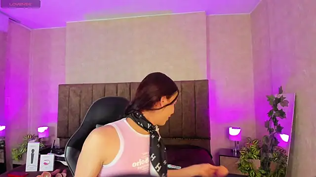 Almaazz online show from October 2025 08:18:01 PM