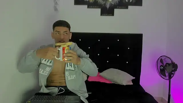 maykel and mike online show from November 2025 09:44:02 AM