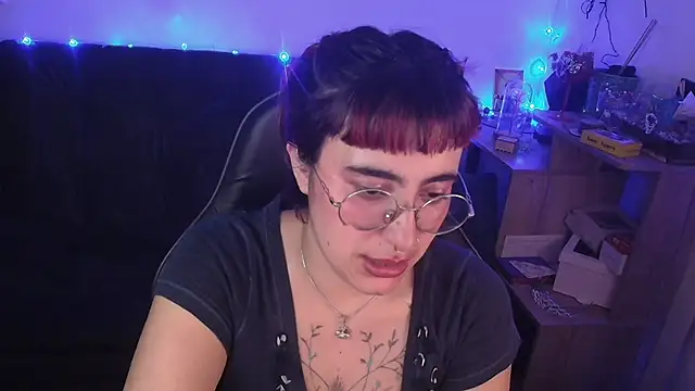 Miacatsito3 online show from March 2026 05:02:02 AM